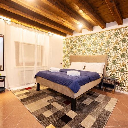 Al 18 Verona Rooms Exterior foto
